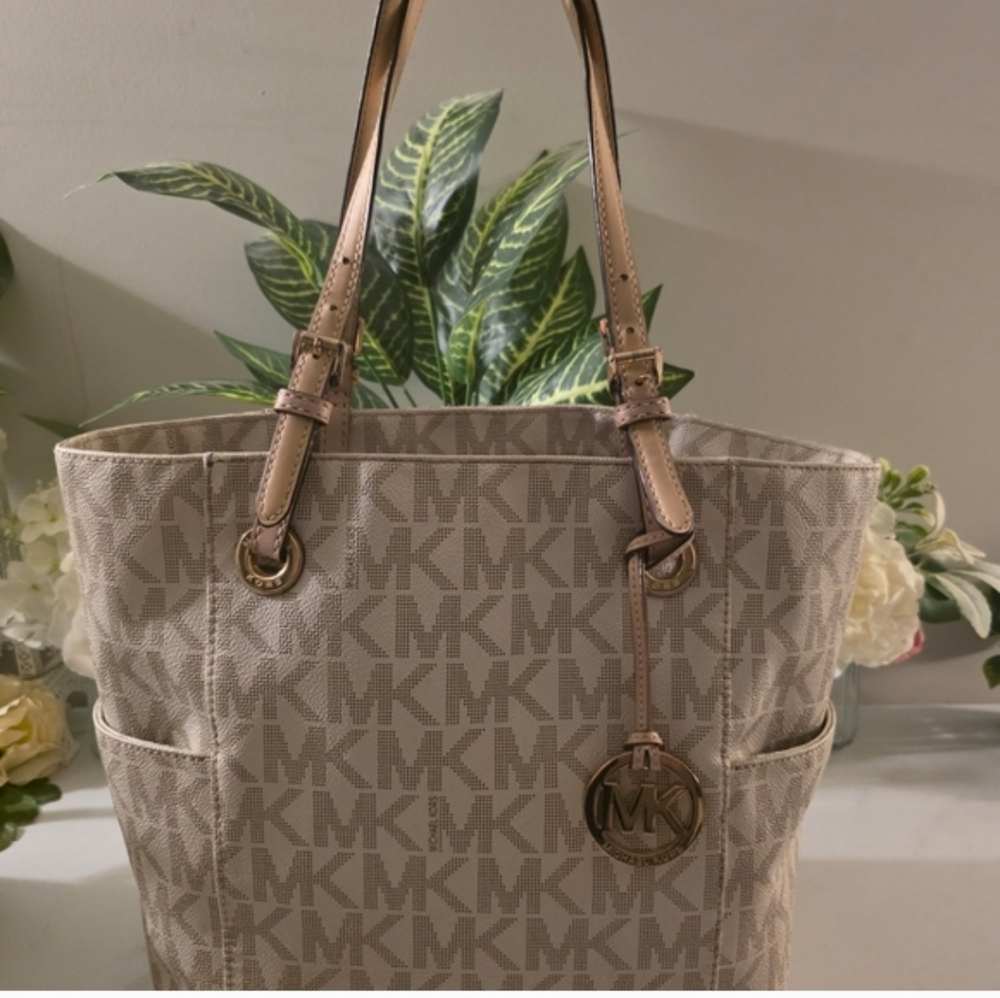 Michael Kors Tote Bag